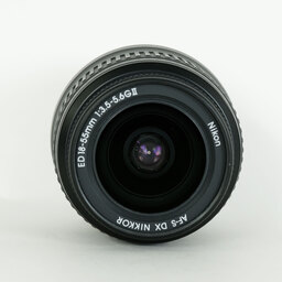Nikon AF-S DX ED 18-55mm F3.5-5.6 GII ブラック
