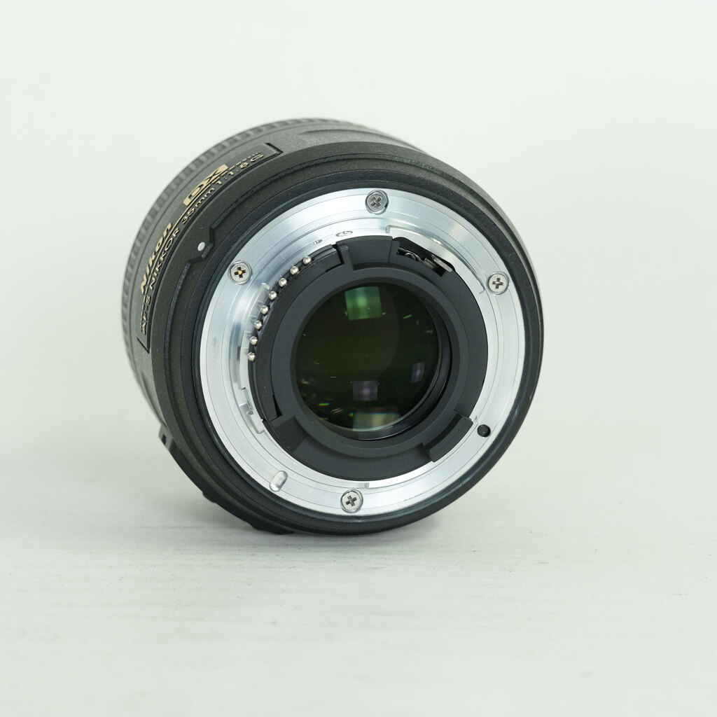 Nikon AF-S DX NIKKOR 35mm f/1.8G
