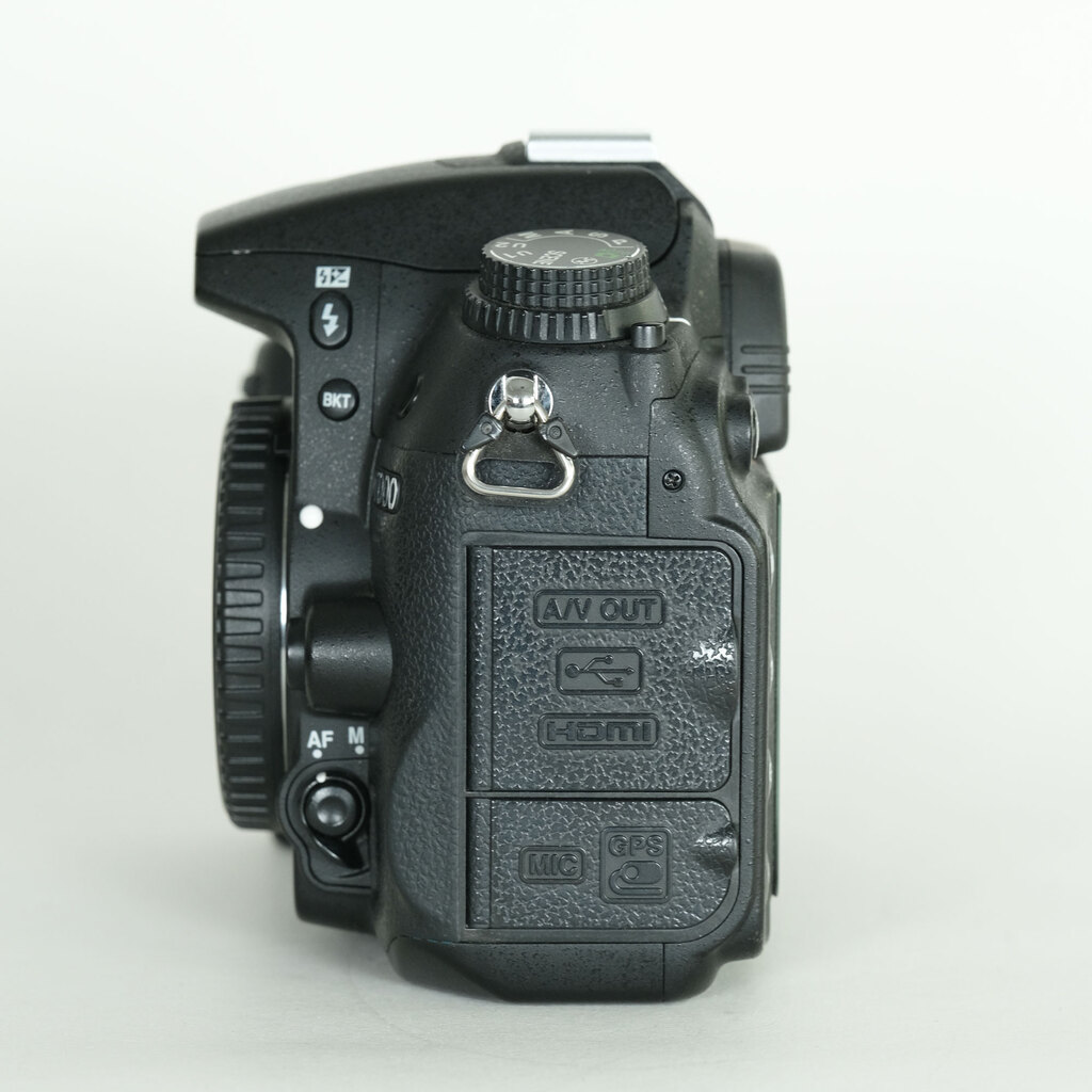 Nikon D7000