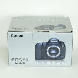 Canon EOS 5D Mark III Canon EOS 5D Mark III