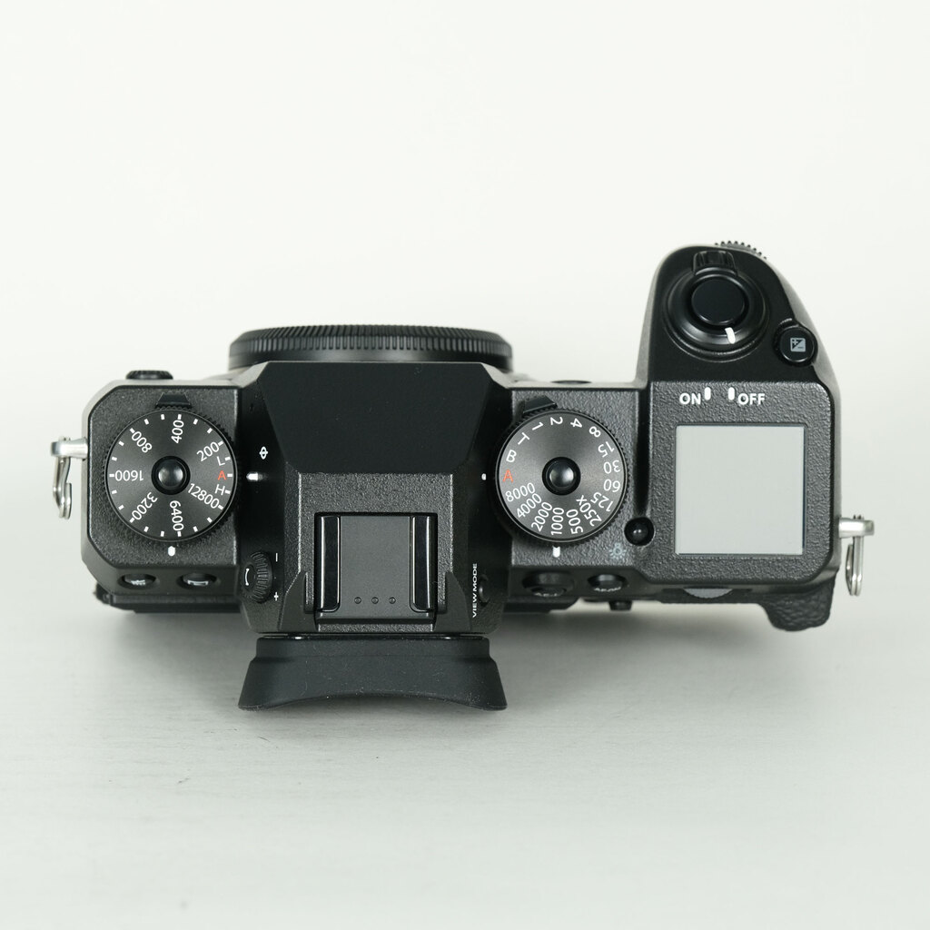 FUJIFILM X-H1