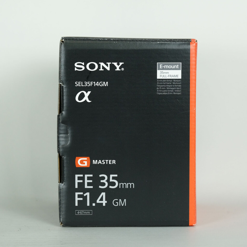 SONY FE 35mm F1.4 GM SEL35F14GM 今晩のみお値下げ SONY FE 35mm F1.4 GM SEL35F14GMの出品 | ONE SCENE（ワンシーン）
