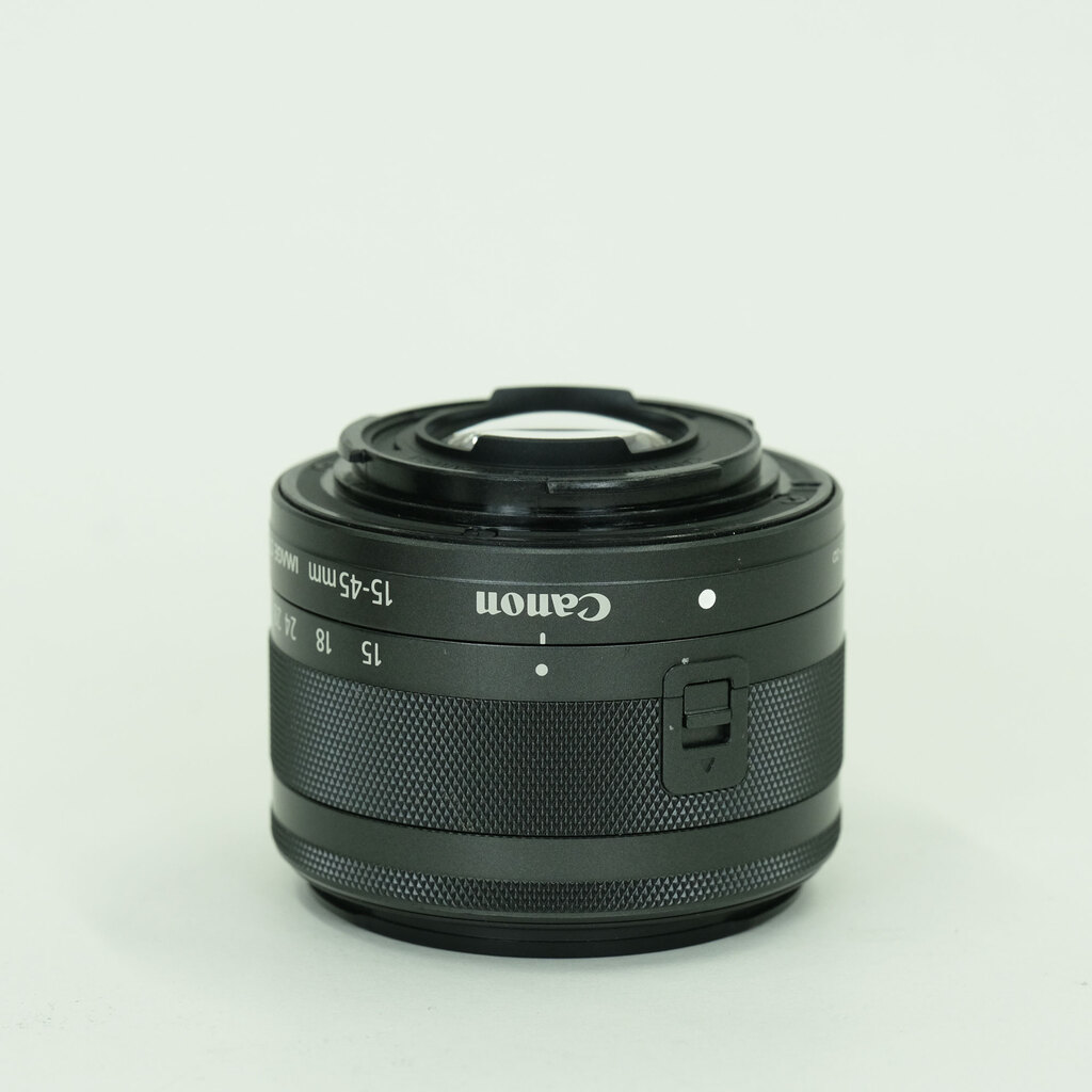Canon EF-M15-45mm F3.5-6.3 IS STM Canon EF-M15-45mm F3.5-6.3 IS STM