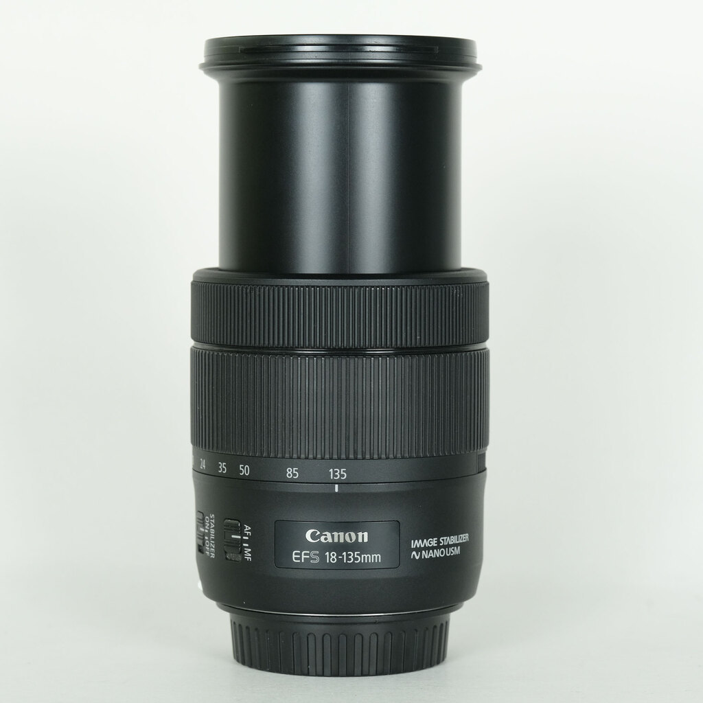Canon EF-S18-135mm F3.5-5.6 IS USM