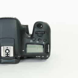 Canon EOS 9000D