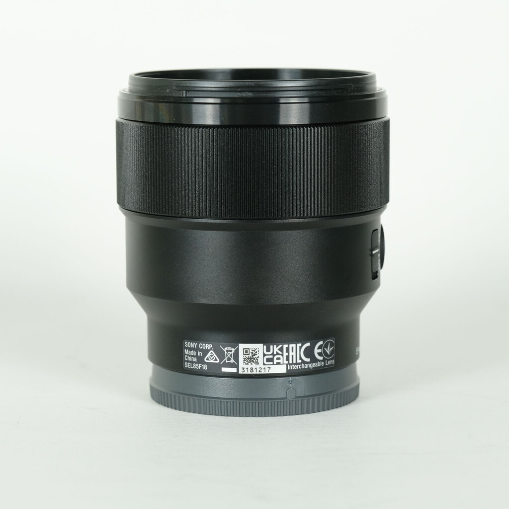 SONY FE 85mm F1.8 SEL85F18 SONY FE 85mm F1.8 SEL85F18