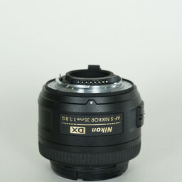 Nikon AF-S DX NIKKOR 35mm f/1.8G