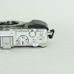 OLYMPUS PEN E-P5 ボディ シルバー