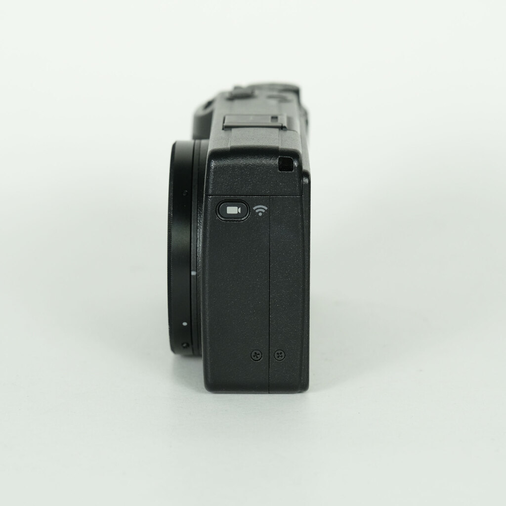 RICOH GR IIIx RICOH GR IIIx
