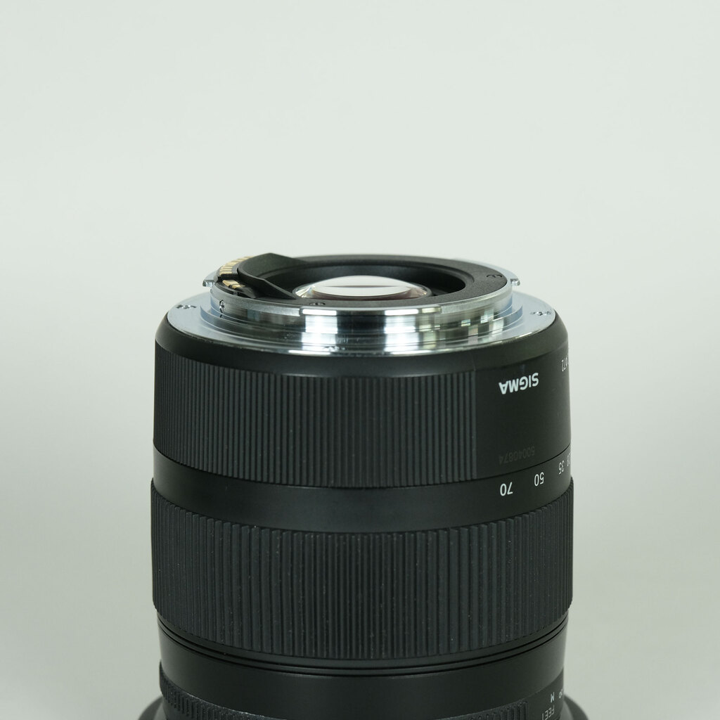 SIGMA 17-70mm F2.8-4 DC MACRO OS HSM | Contemporary [キヤノンEF用]