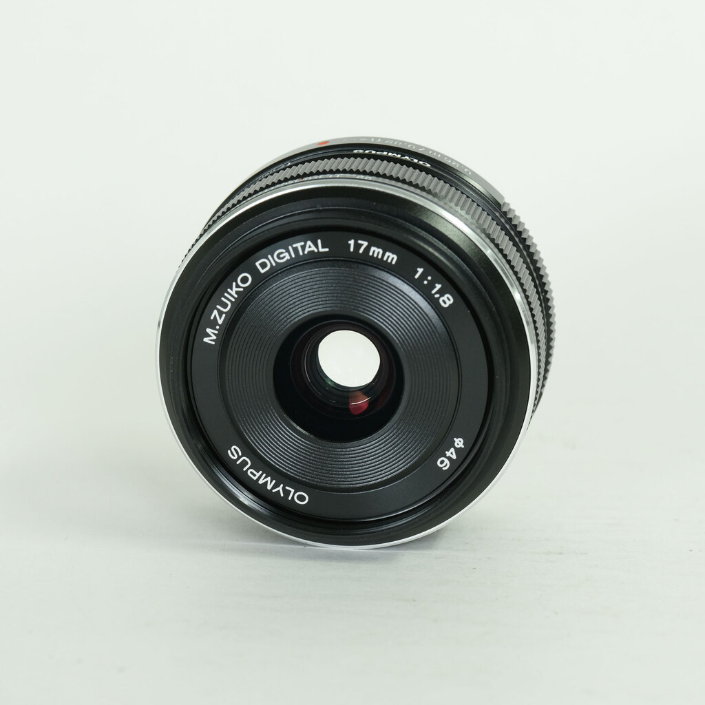 OLYMPUS M.ZUIKO DIGITAL 17mm F1.8
