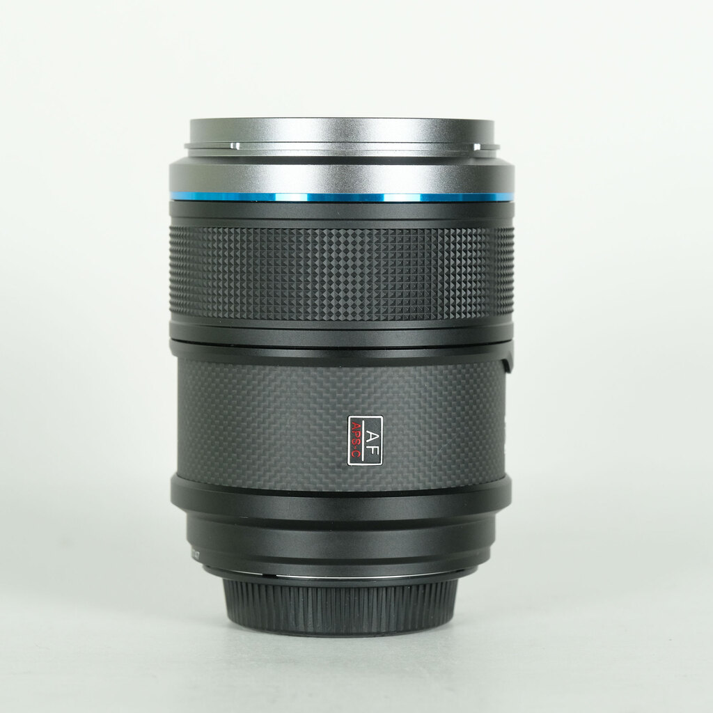SIRUI Sniper AF 16mm F1.2 [フジフイルムX用]の出品 | ONE SCENE