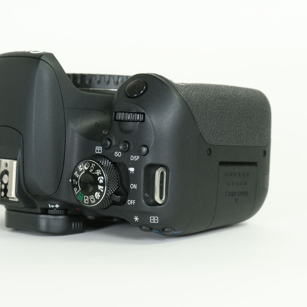 Canon EOS Kiss X9i