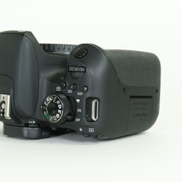 Canon EOS Kiss X9i