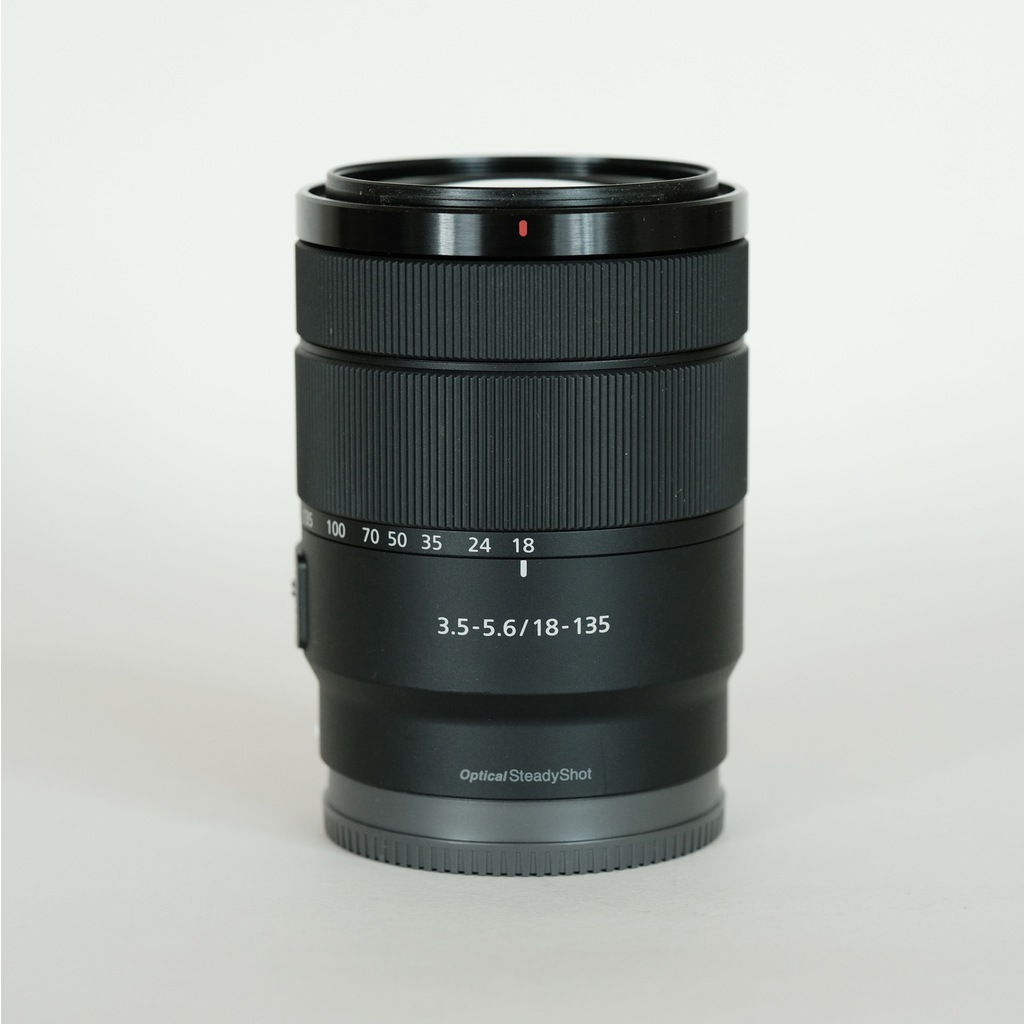 SONY E 18-135mm F3.5-5.6 OSS SEL18135