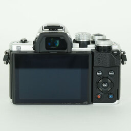 OLYMPUS OM-D E-M10 Mark II