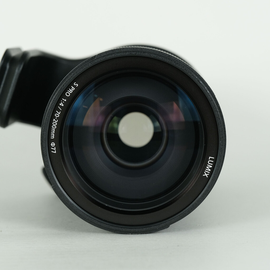 Panasonic LUMIX S PRO 70-200mm F4 O.I.S.の出品 | ONE SCENE（ワン