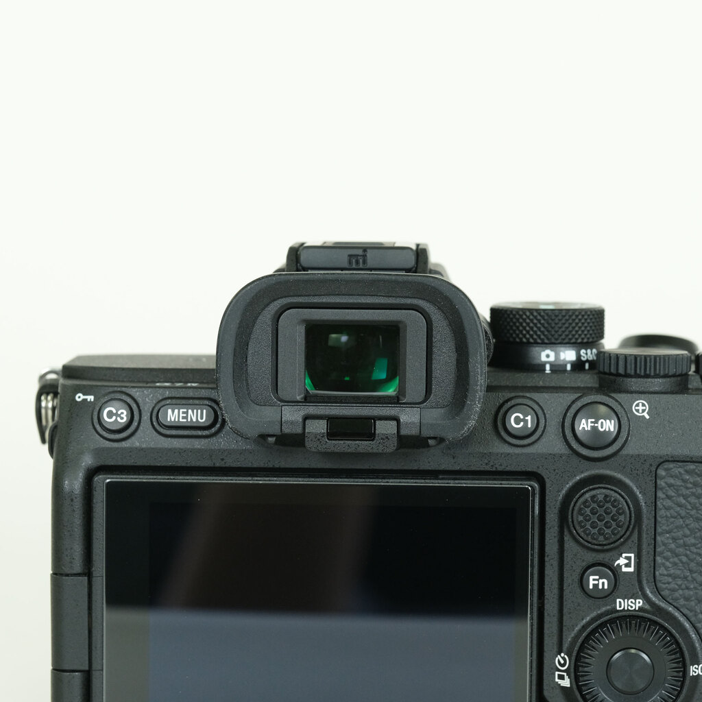 SONY α7 IV(ILCE-7M4) SONY α7 IV(ILCE-7M4)
