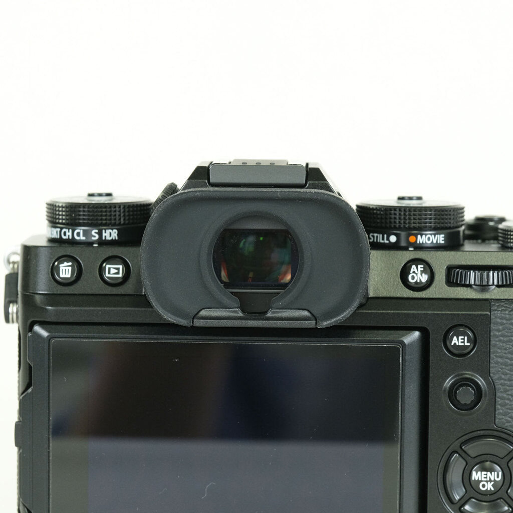 FUJIFILM X-T5 FUJIFILM X-T5