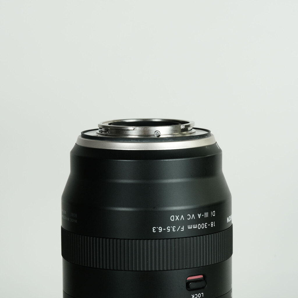 TAMRON 18-300mm F/3.5-6.3 Di III-A VC VXD (Model B061) [フジフイルムX用]