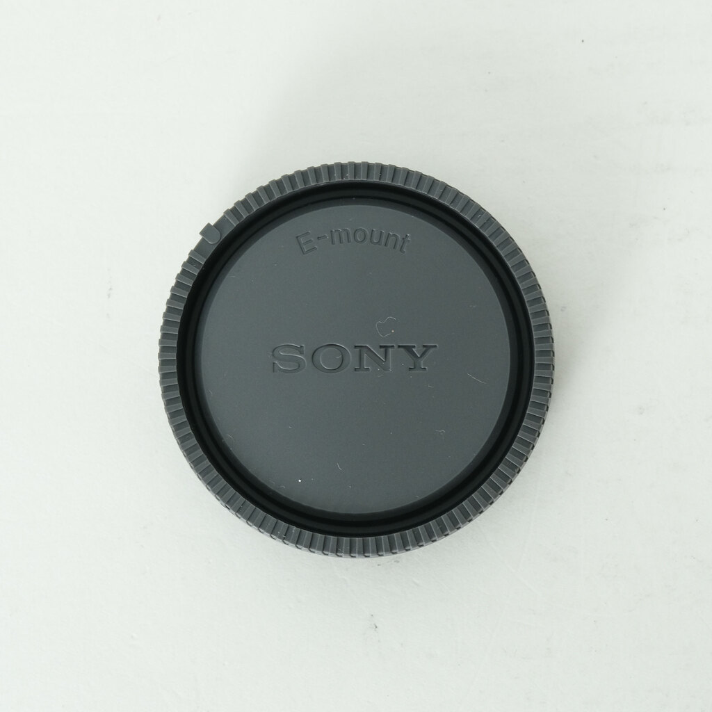 SONY E 35mm F1.8 OSS SEL35F18