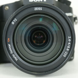 SONY Cyber-shot DSC-RX10M3
