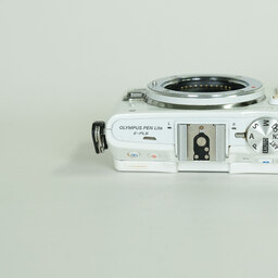 OLYMPUS PEN Lite E-PL6 ボディ ホワイト