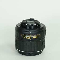 Nikon AF-S DX NIKKOR 18-55mm f3.5-5.6G VR II