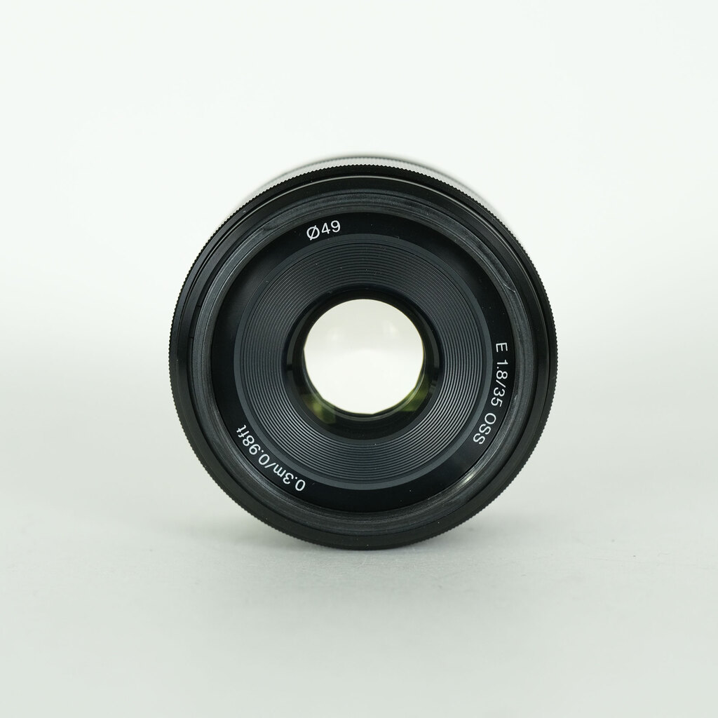 SONY E 35mm F1.8 OSS SEL35F18