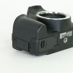 Canon EOS Kiss X10
