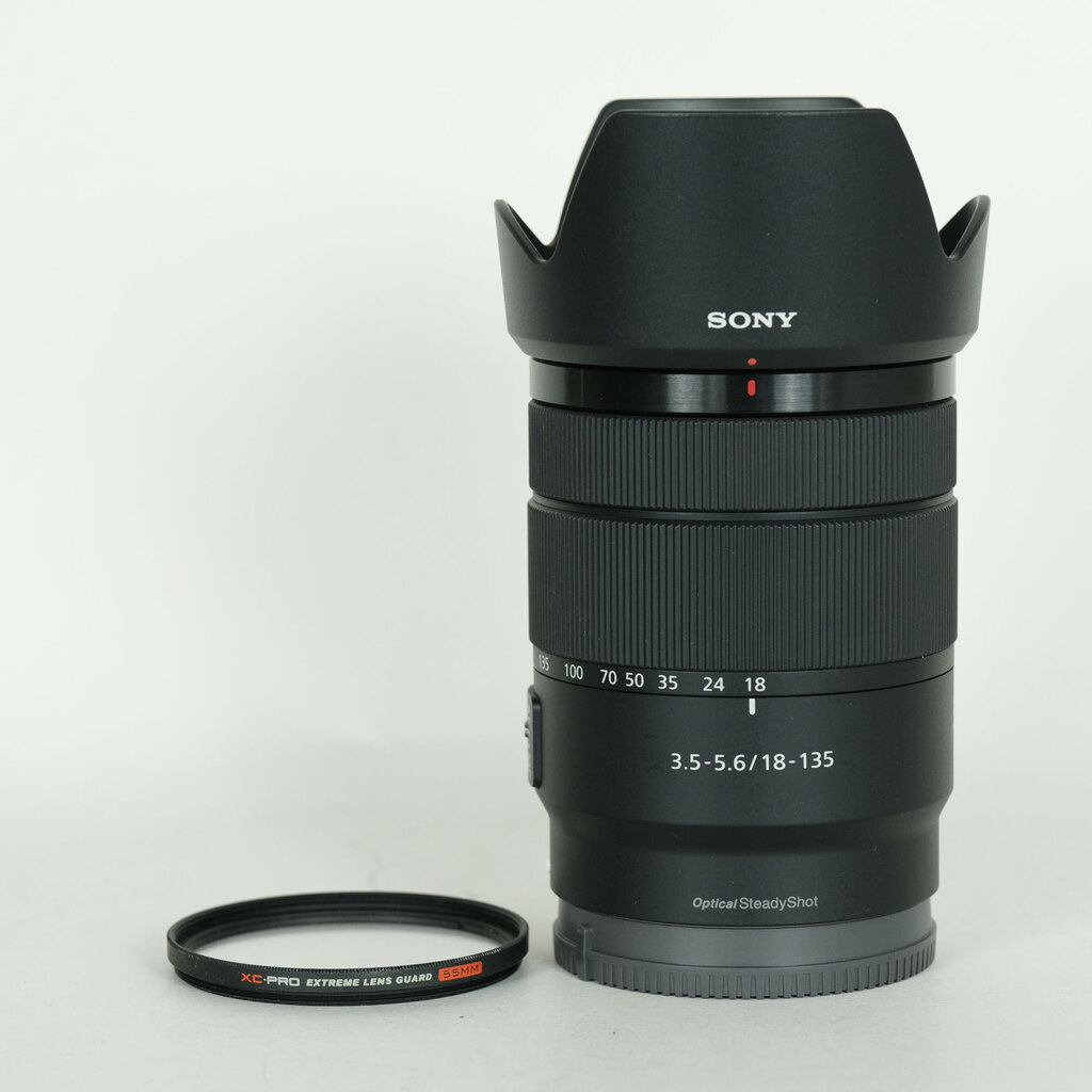 SONY E 18-135mm F3.5-5.6 OSS SEL18135