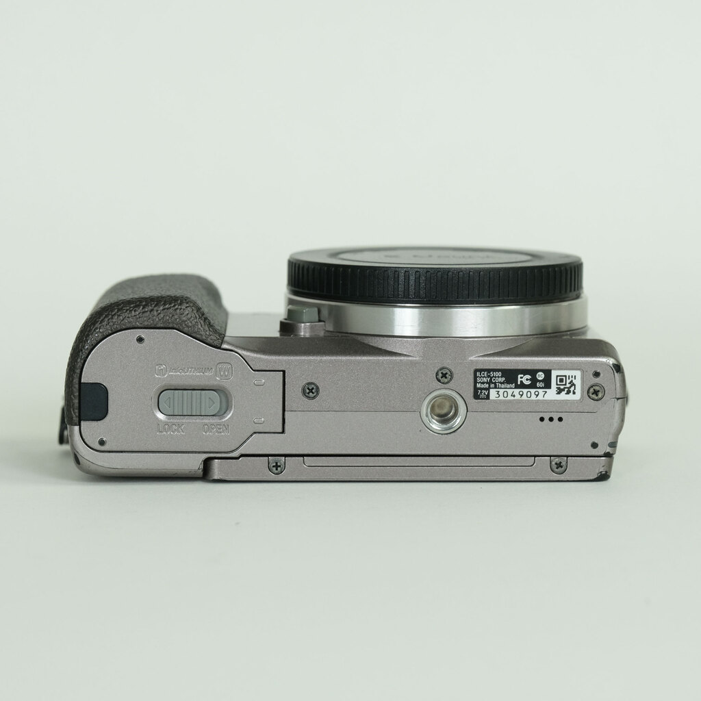 SONY α5100 ILCE-5100  ブラウン