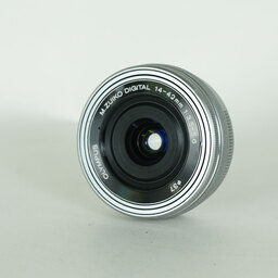 OLYMPUS M.ZUIKO DIGITAL ED 14-42mm F3.5-5.6 EZ シルバー