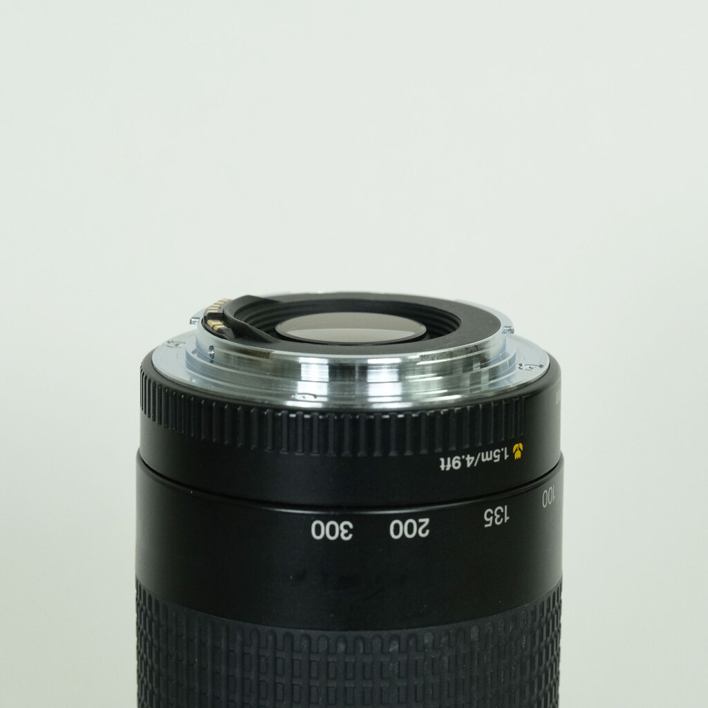 Canon EF75-300mm F4-5.6 II USM