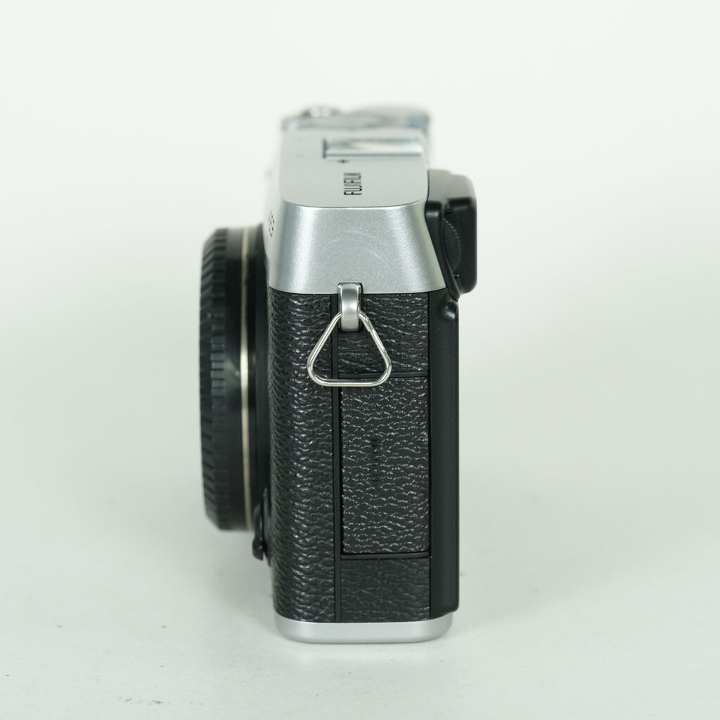 FUJIFILM X-E3