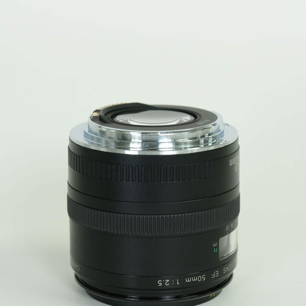 Canon EF50mm F2.5 コンパクトマクロ Canon EF50mm F2.5 コンパクトマクロ