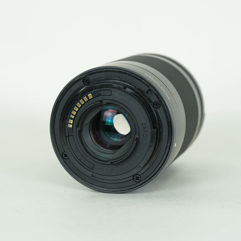 Canon EF-M18-150mm F3.5-6.3 IS STM Canon EF-M18-150mm F3.5-6.3 IS STM