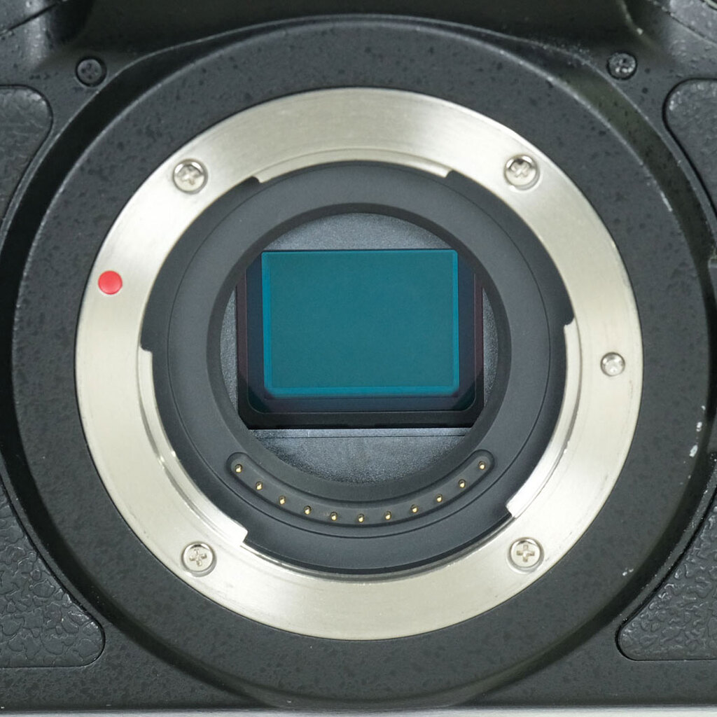 Panasonic LUMIX DMC-GH4