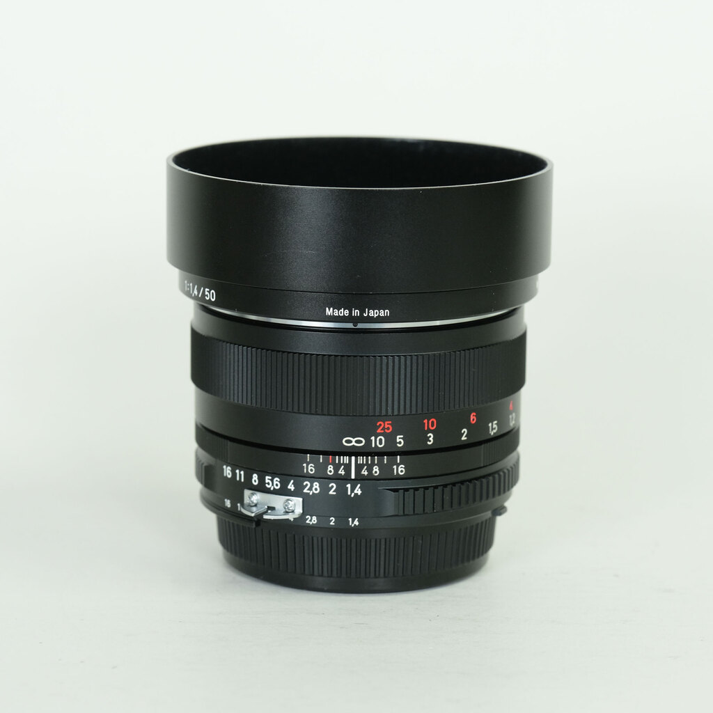 Carl Zeiss Planar T* 50mm F1.4 ZF [ニコンF用]