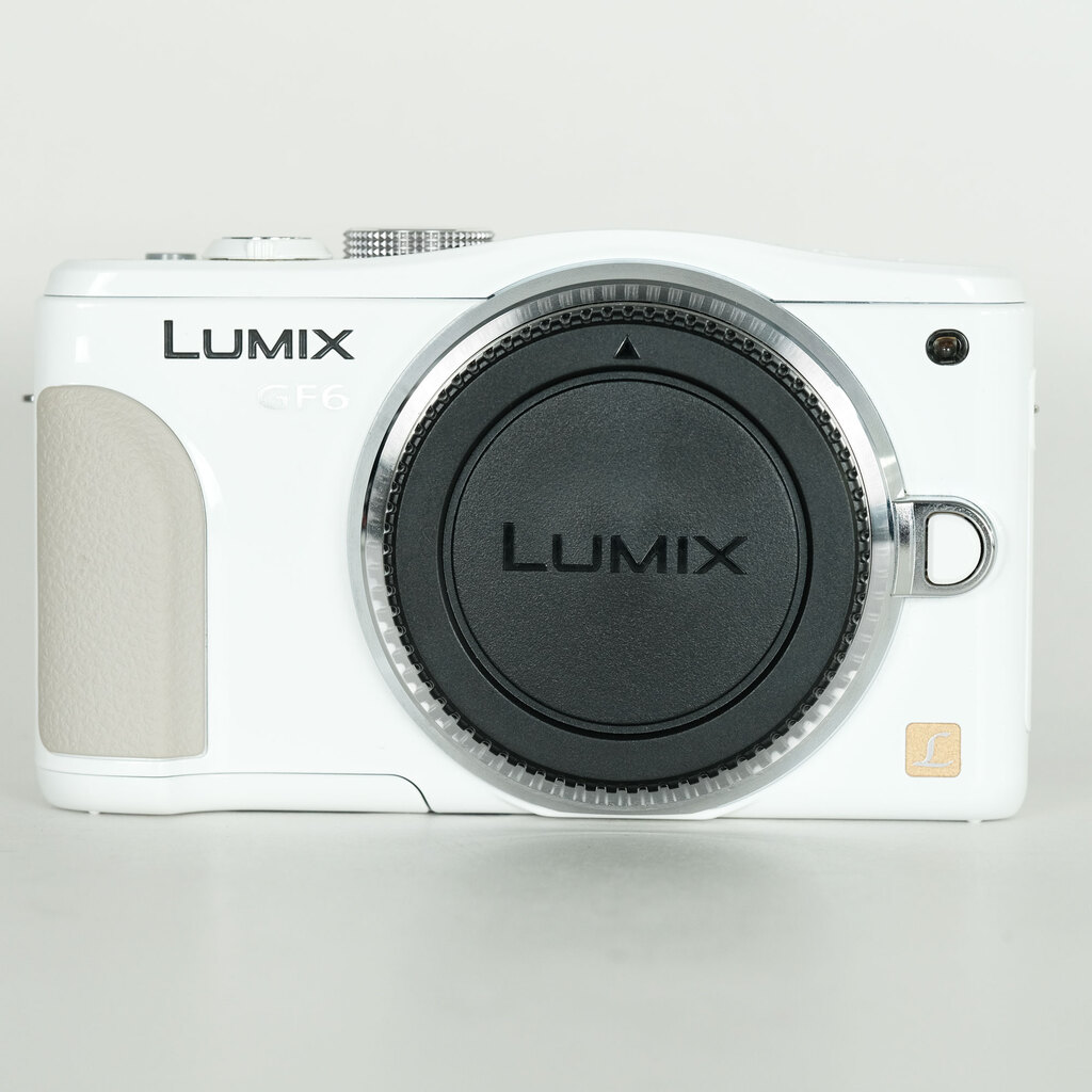 Panasonic LUMIX DMC-GF6-W ボディ ホワイト