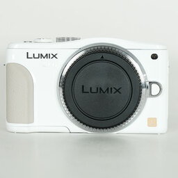 Panasonic LUMIX DMC-GF6-W ボディ ホワイト