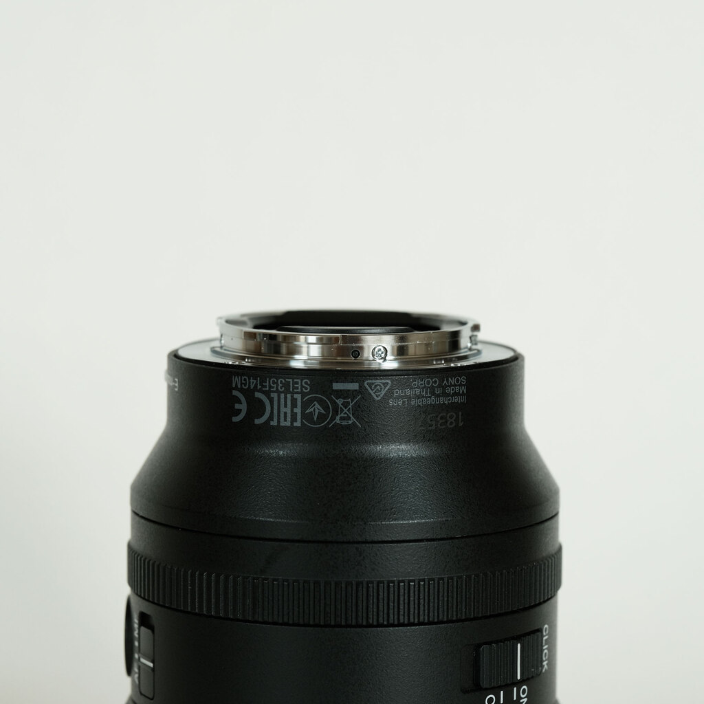 SONY FE 35mm F1.4 GM SEL35F14GMの出品 | ONE SCENE（ワンシーン）