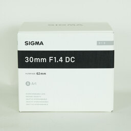 SIGMA 30mm F1.4 DC HSM | Art [キヤノン用]