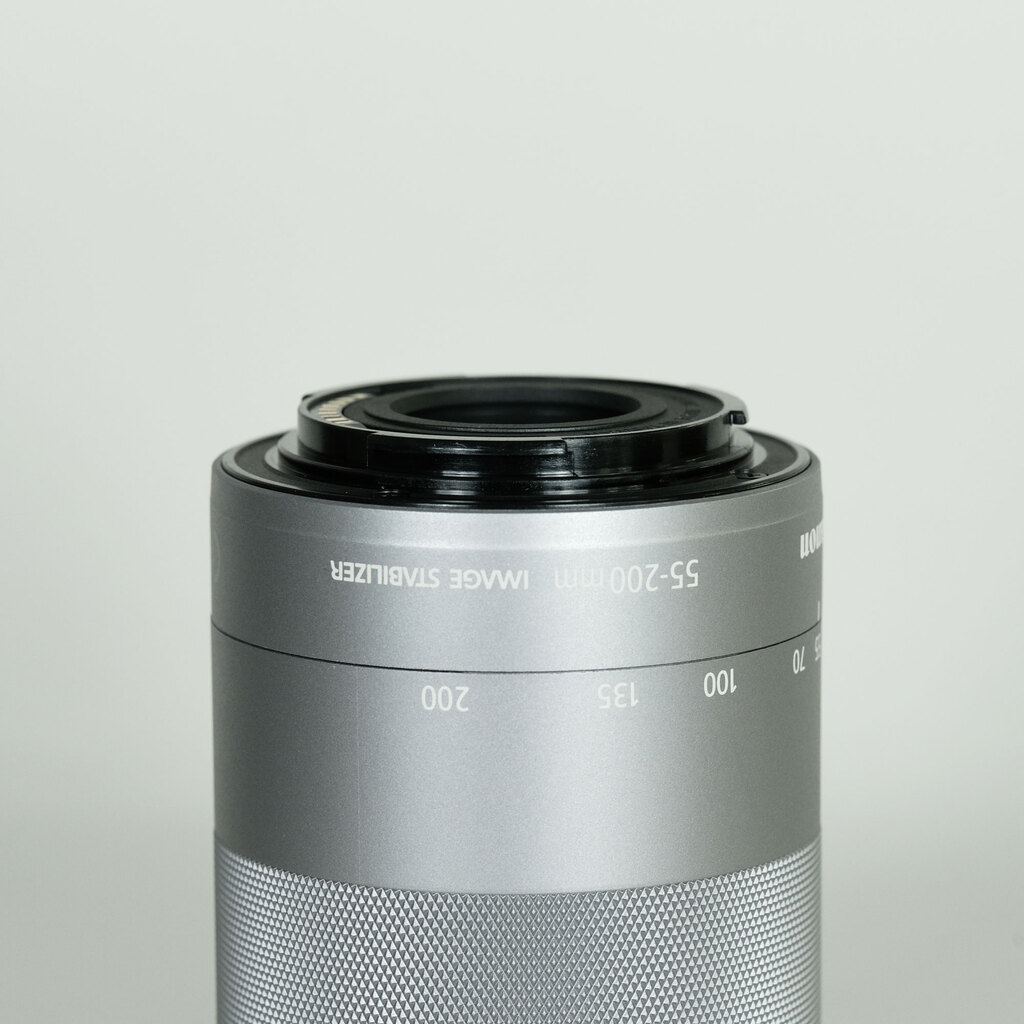 Canon EF-M55-200mm F4.5-6.3 IS STM シルバー