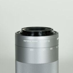 Canon EF-M55-200mm F4.5-6.3 IS STM シルバー