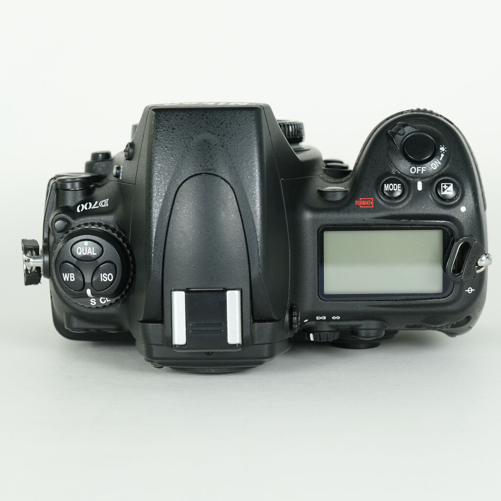 Nikon D700 ボディの出品 | ONE SCENE（ワンシーン）