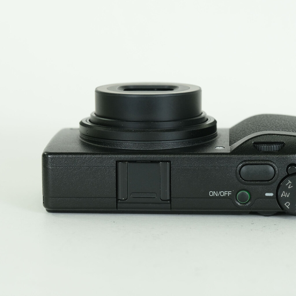 RICOH GR III