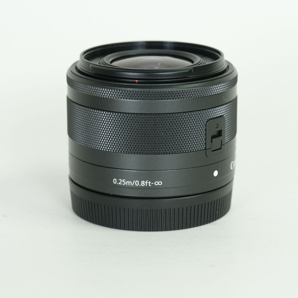 Canon EF-M15-45mm F3.5-6.3 IS STM Canon EF-M15-45mm F3.5-6.3 IS STM
