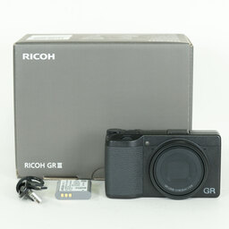 RICOH GR III