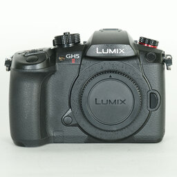 Panasonic LUMIX DC-GH5M2